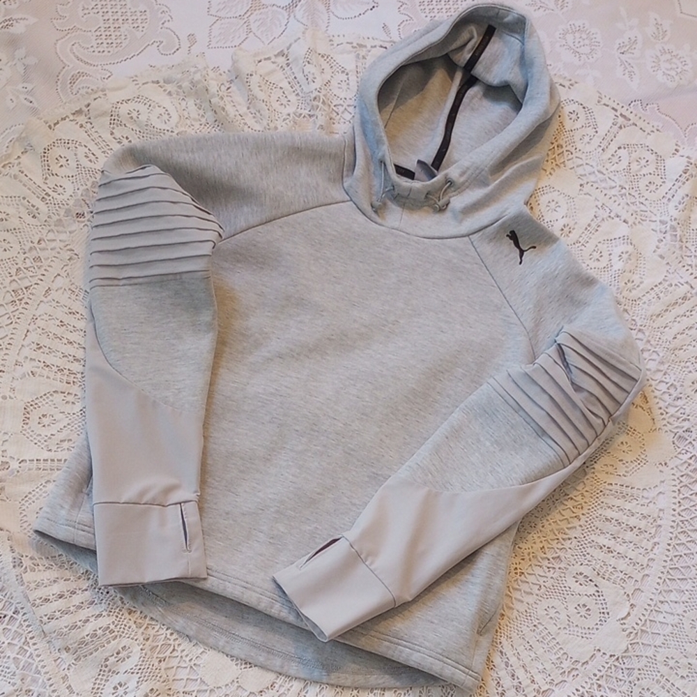 Puma "Keeps You Dry" Gray Hoodie with Ribbed Sleeves  & Thumb Holes